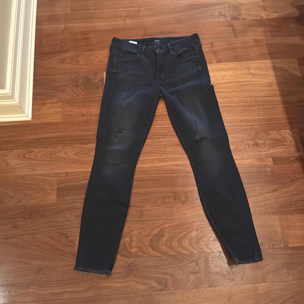 Mother Women's dark denim Looker Ankle Fray Jeans